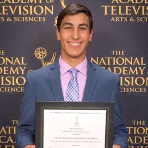 Meet your Posher, Victor